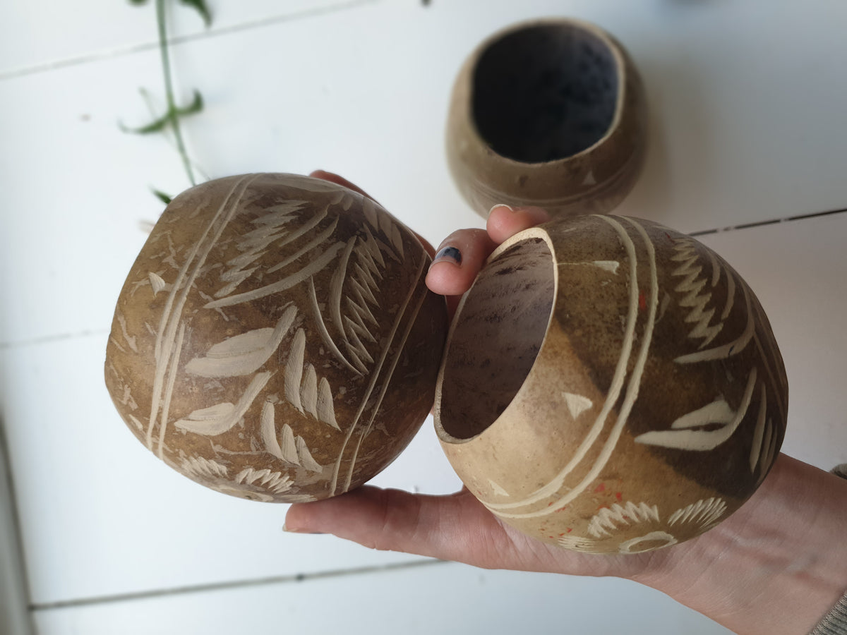 Jicaras ~ traditionelle cacao kopper fra mayafolket